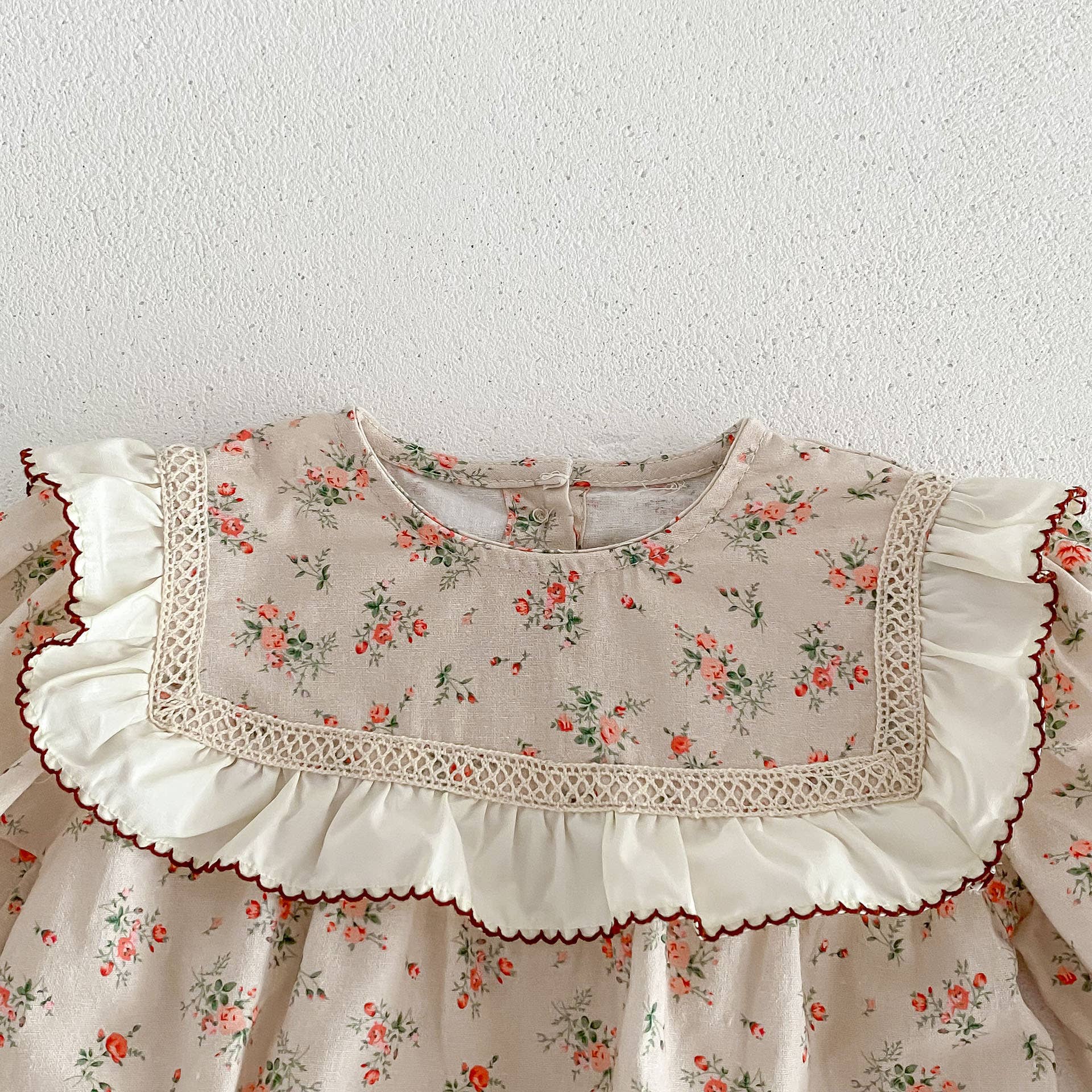 Vintage Floral Baby Romper Set with Ruffle Collar